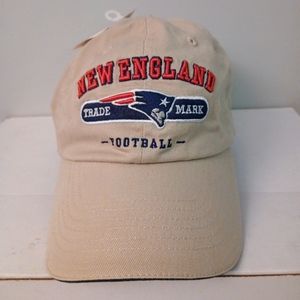 Vintage NFL licensed New England Patriots trademark khaki hat